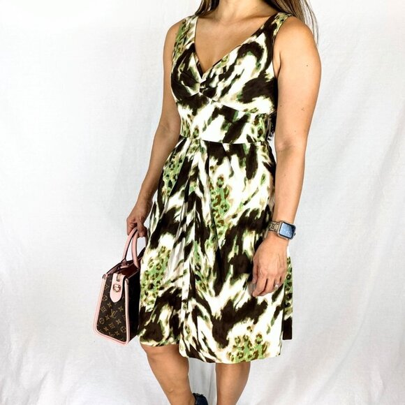 Banana Republic V-Neck Flared Dress $99 - Picture 3 of 5